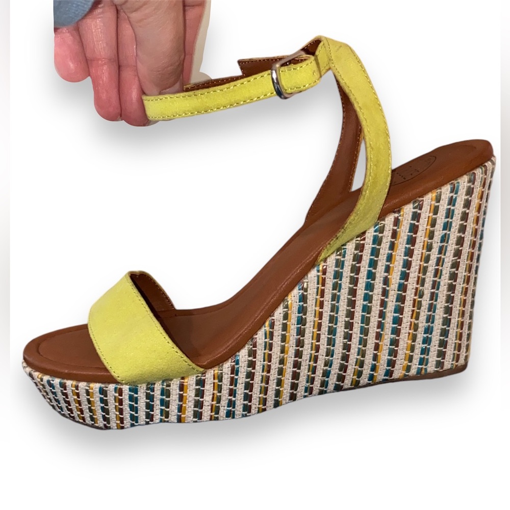 Dolce Mojo Moxy Wedges View 3